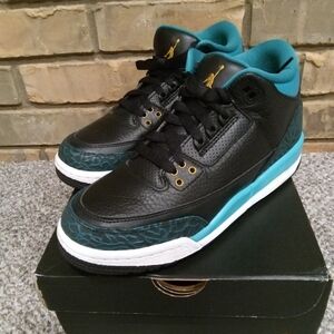 NIKE AIR JORDAN 3 RETRO GG BLACK-MET GOLD-RIO TEAL SZ 6.5 Y 8 Women'[441140-018]